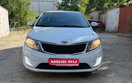 KIA Rio III рестайлинг, 2013 год, 1 200 000 рублей, 2 фотография