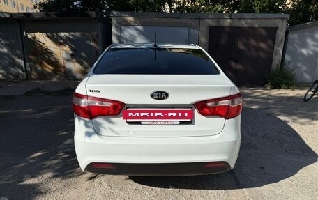 KIA Rio III рестайлинг, 2013 год, 1 200 000 рублей, 5 фотография