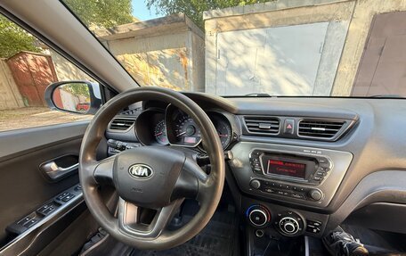 KIA Rio III рестайлинг, 2013 год, 1 200 000 рублей, 10 фотография