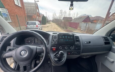 Volkswagen Transporter T5 рестайлинг, 2010 год, 1 650 000 рублей, 10 фотография