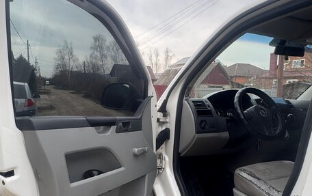 Volkswagen Transporter T5 рестайлинг, 2010 год, 1 650 000 рублей, 9 фотография