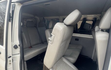 Volkswagen Transporter T5 рестайлинг, 2010 год, 1 650 000 рублей, 13 фотография