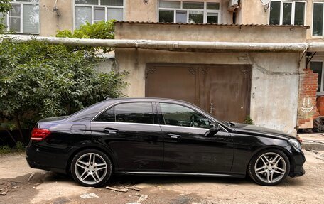 Mercedes-Benz E-Класс, 2014 год, 1 780 000 рублей, 2 фотография