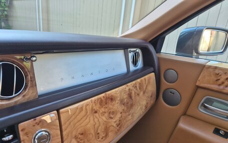 Rolls-Royce Phantom VII рестайлинг, 2005 год, 11 800 000 рублей, 21 фотография