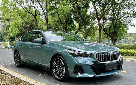 BMW 5 серия, 2025 год, 5 107 158 рублей, 4 фотография