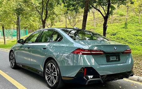BMW 5 серия, 2025 год, 5 107 158 рублей, 6 фотография