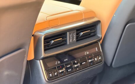Lexus LX, 2022 год, 15 800 000 рублей, 22 фотография