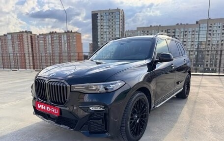 BMW X7, 2022 год, 10 900 000 рублей, 1 фотография