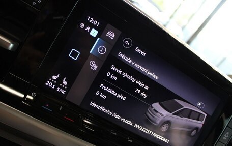 Volkswagen Multivan T6 рестайлинг, 2025 год, 4 750 800 рублей, 2 фотография