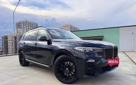 BMW X7, 2022 год, 10 900 000 рублей, 2 фотография