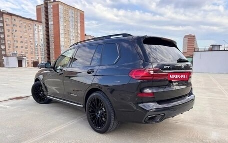 BMW X7, 2022 год, 10 900 000 рублей, 3 фотография