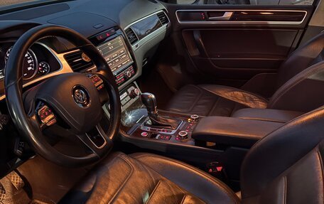 Volkswagen Touareg III, 2013 год, 2 350 000 рублей, 8 фотография