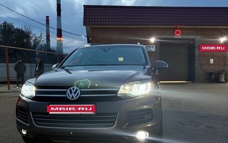 Volkswagen Touareg III, 2013 год, 2 350 000 рублей, 16 фотография