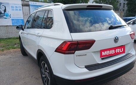 Volkswagen Tiguan II, 2019 год, 2 250 000 рублей, 3 фотография