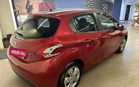 Peugeot 208 II, 2013 год, 650 000 рублей, 8 фотография