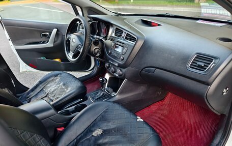 KIA cee'd III, 2015 год, 800 000 рублей, 19 фотография
