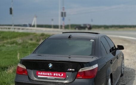 BMW 5 серия, 2005 год, 1 500 000 рублей, 14 фотография
