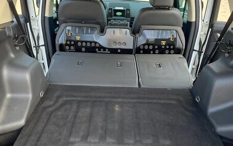 Land Rover Freelander II рестайлинг 2, 2013 год, 1 800 000 рублей, 12 фотография