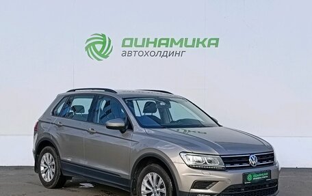 Volkswagen Tiguan II, 2019 год, 2 250 000 рублей, 3 фотография
