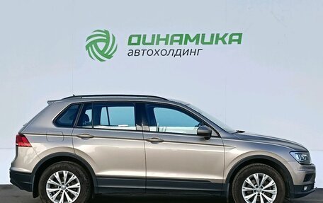 Volkswagen Tiguan II, 2019 год, 2 250 000 рублей, 4 фотография