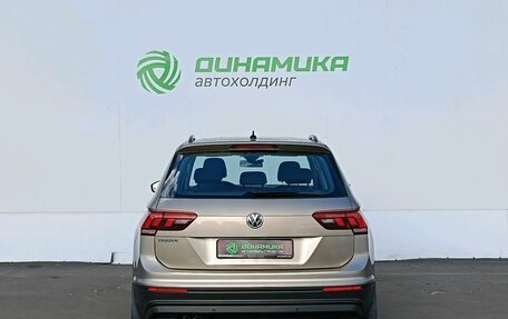 Volkswagen Tiguan II, 2019 год, 2 250 000 рублей, 6 фотография