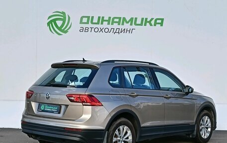 Volkswagen Tiguan II, 2019 год, 2 250 000 рублей, 5 фотография