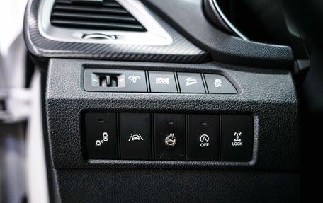 Hyundai Santa Fe III рестайлинг, 2017 год, 2 450 000 рублей, 13 фотография