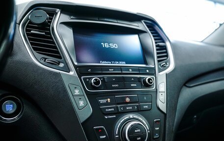 Hyundai Santa Fe III рестайлинг, 2017 год, 2 450 000 рублей, 22 фотография