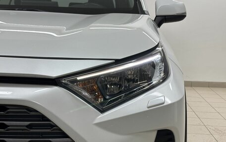 Toyota RAV4, 2020 год, 3 198 000 рублей, 8 фотография