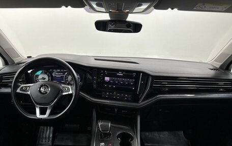Volkswagen Touareg III, 2019 год, 5 432 000 рублей, 17 фотография