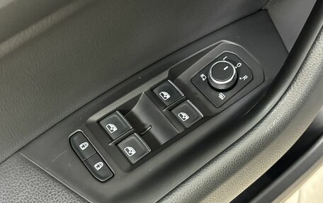 Volkswagen Touareg III, 2019 год, 5 432 000 рублей, 16 фотография