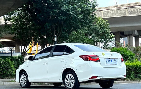 Toyota Vios III, 2023 год, 1 350 000 рублей, 5 фотография