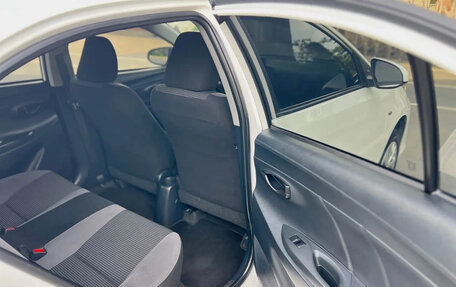 Toyota Vios III, 2023 год, 1 350 000 рублей, 12 фотография