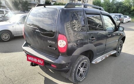 Chevrolet Niva I рестайлинг, 2010 год, 400 000 рублей, 3 фотография