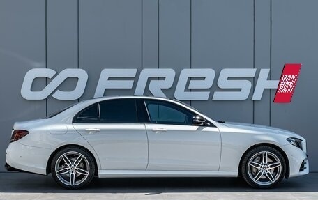 Mercedes-Benz E-Класс, 2017 год, 3 680 000 рублей, 5 фотография