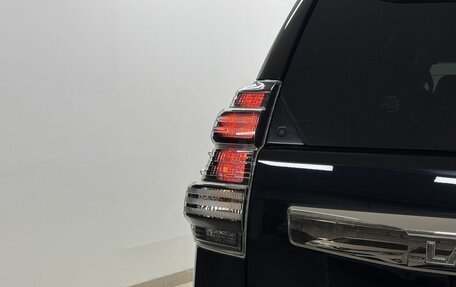 Toyota Land Cruiser Prado 150 рестайлинг 2, 2017 год, 4 050 000 рублей, 10 фотография