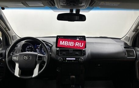 Toyota Land Cruiser Prado 150 рестайлинг 2, 2017 год, 4 050 000 рублей, 17 фотография