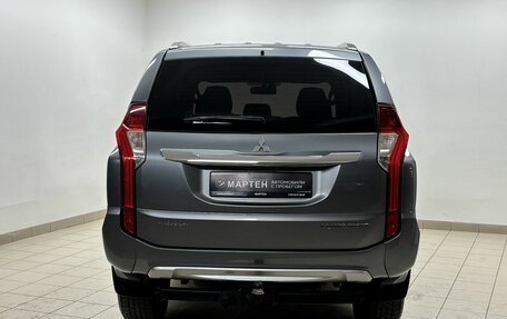 Mitsubishi Pajero Sport III рестайлинг, 2017 год, 3 350 000 рублей, 5 фотография