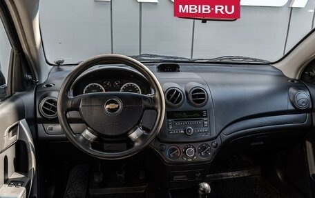 Chevrolet Aveo III, 2010 год, 410 000 рублей, 6 фотография