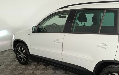 Volkswagen Tiguan I, 2015 год, 1 370 000 рублей, 20 фотография