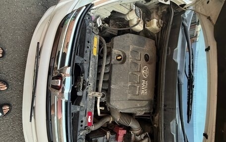 Toyota ISis I, 2011 год, 1 300 000 рублей, 1 фотография