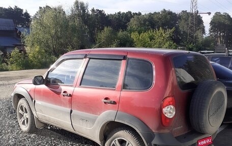 Chevrolet Niva I рестайлинг, 2011 год, 550 000 рублей, 1 фотография