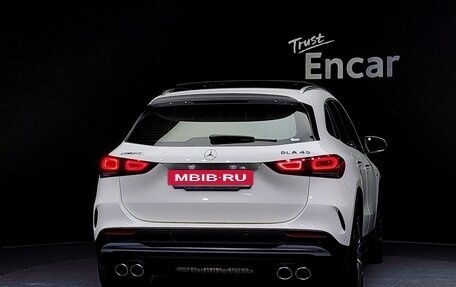 Mercedes-Benz GLA AMG, 2022 год, 5 700 000 рублей, 4 фотография