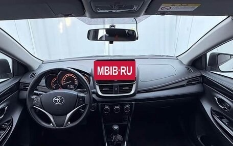 Toyota Yaris XP150 рестайлинг, 2022 год, 1 130 000 рублей, 11 фотография