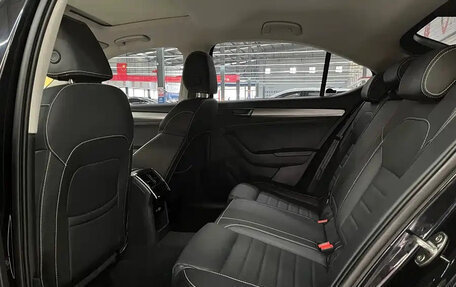 Skoda Superb III рестайлинг, 2024 год, 1 730 000 рублей, 11 фотография