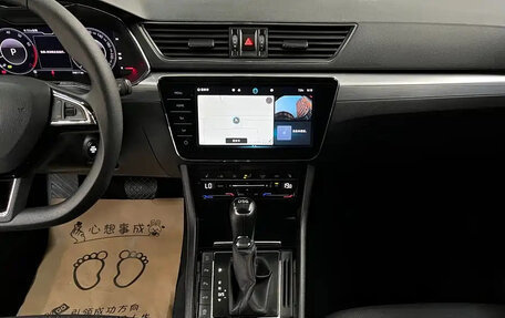Skoda Superb III рестайлинг, 2024 год, 1 730 000 рублей, 13 фотография
