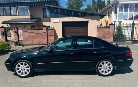 Mercedes-Benz E-Класс, 2004 год, 800 000 рублей, 1 фотография