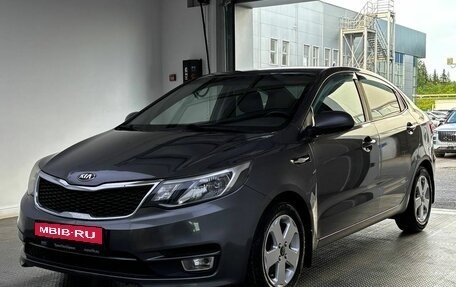 KIA Rio III рестайлинг, 2016 год, 915 000 рублей, 1 фотография
