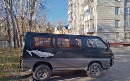 Mitsubishi Delica III, 1992 год, 330 000 рублей, 6 фотография