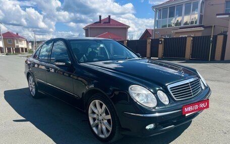 Mercedes-Benz E-Класс, 2004 год, 800 000 рублей, 6 фотография
